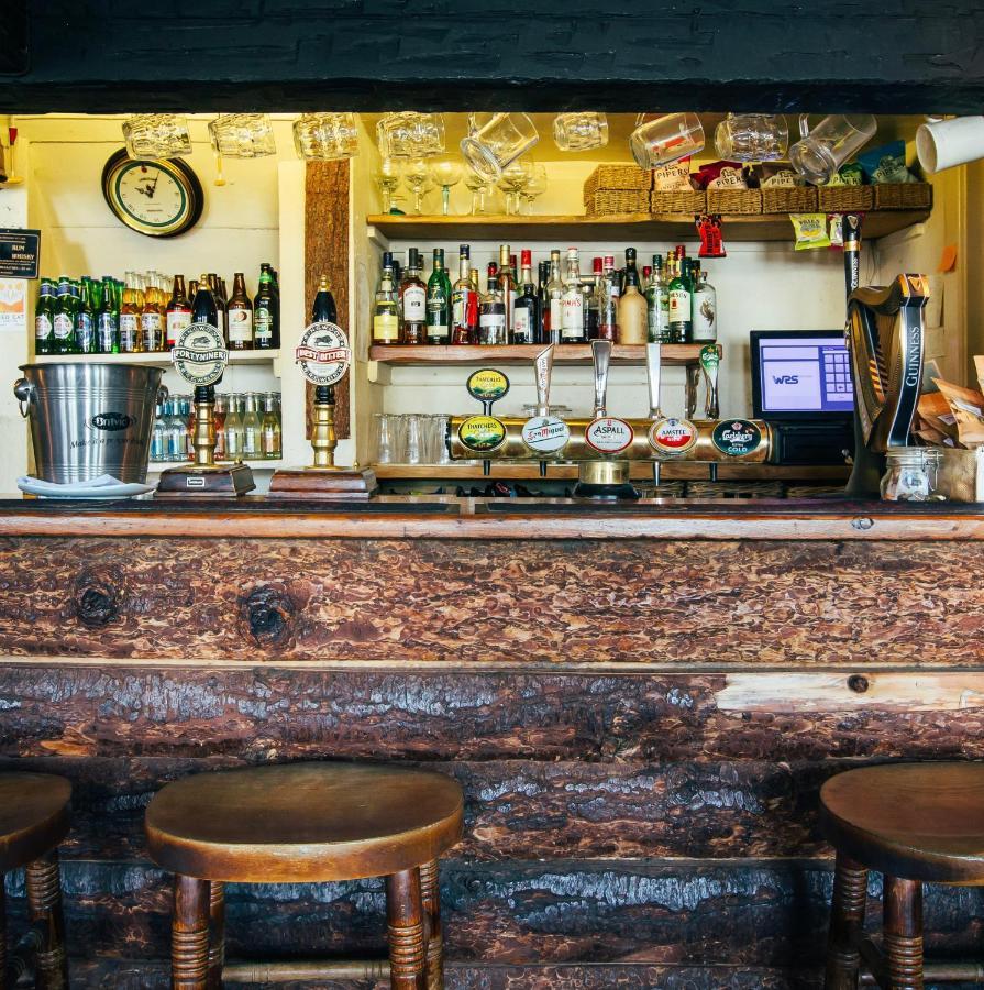 The East End Arms Hotel Lymington Eksteriør billede